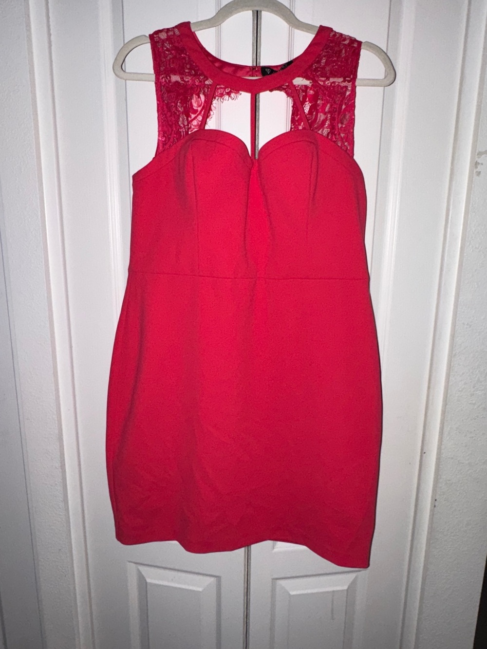 EUC GUESS Women’s Sz 16 Bright Pink Sleeveless Dress